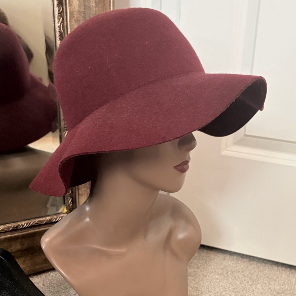 Aldo Burgundy Women's Hat